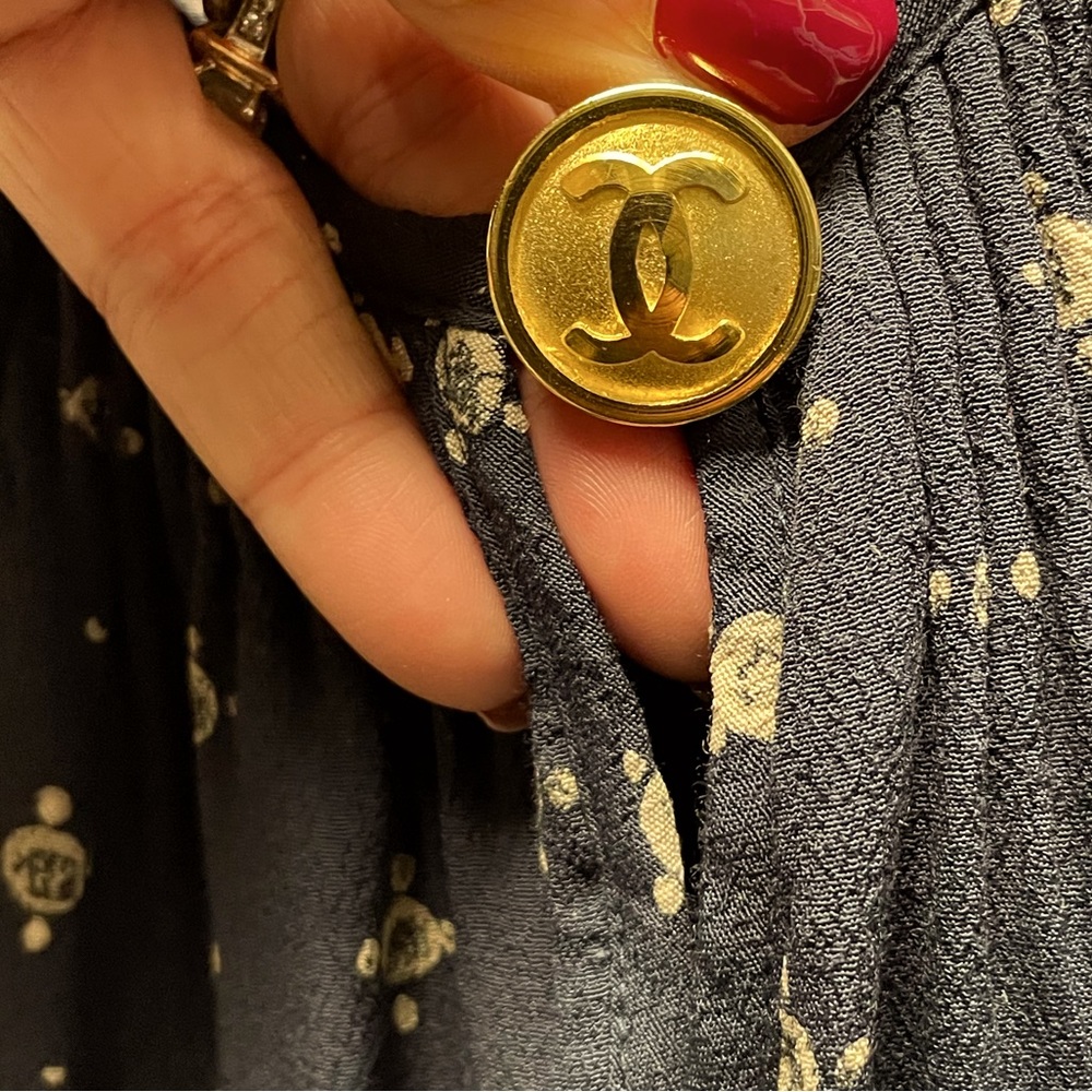 3 Metal Button Covers - Gold